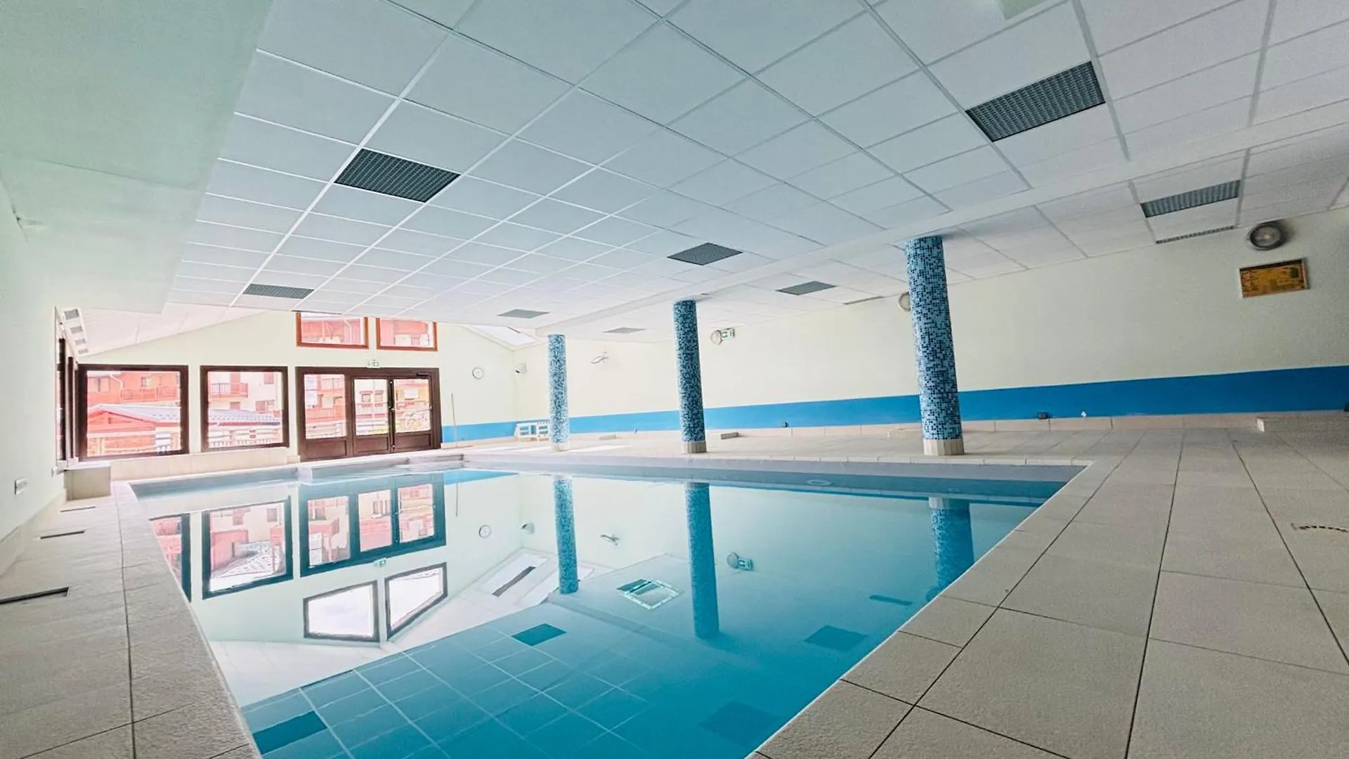 Апартаменты Appartement Pour 6 Pers. Avec Piscine Et Parking Privatif - Fr-1-505-109 Флюме